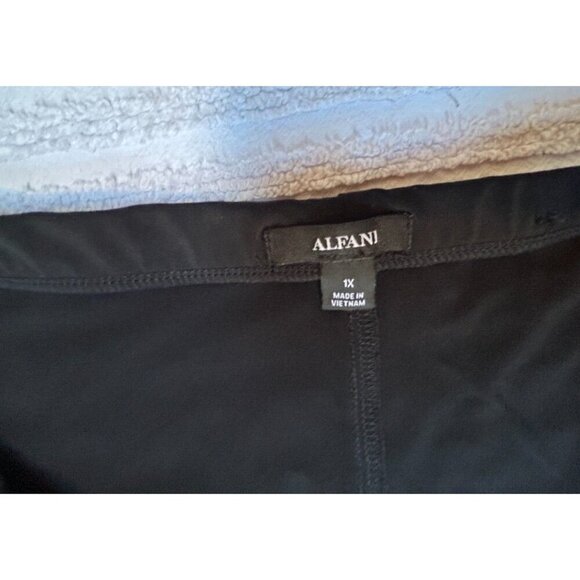 Alfani Women's Plus Size 1X Black High Rise Ankle Pull-On Legging Pants Stretch - Picture 3 of 9